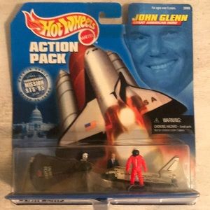 NIB Mattel Hot Wheels Action Pack Apollo Mission John Glenn